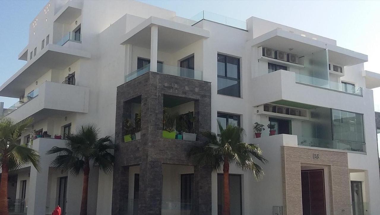 Très Standing Piscine, + Netflix Agadir